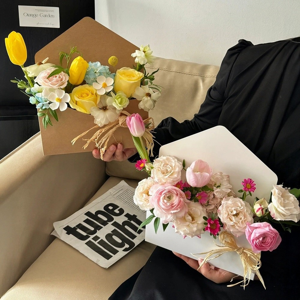 Envelopvormige kartonnen bloem - Florist Flower Supply recensie en prijs